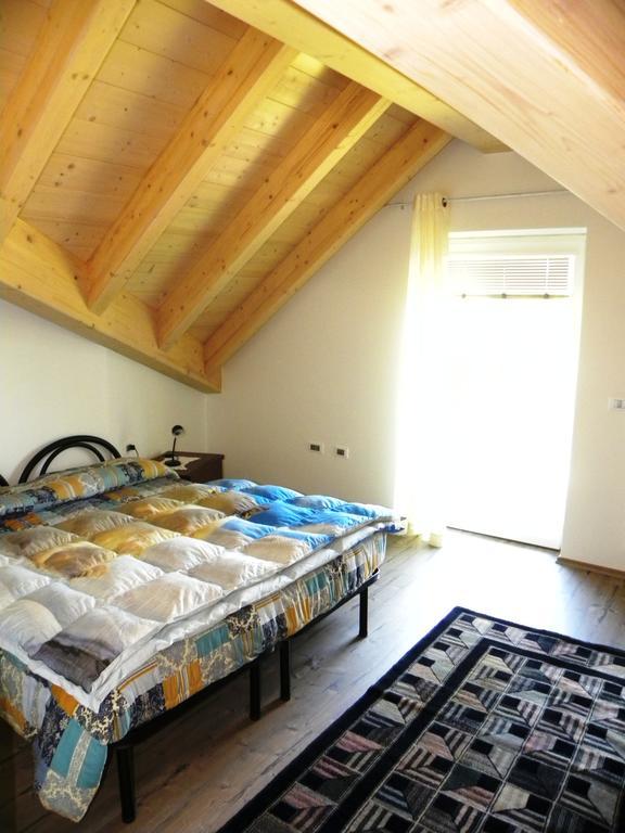 Casa De Val Apartment Калчераника ал Лаго Стая снимка