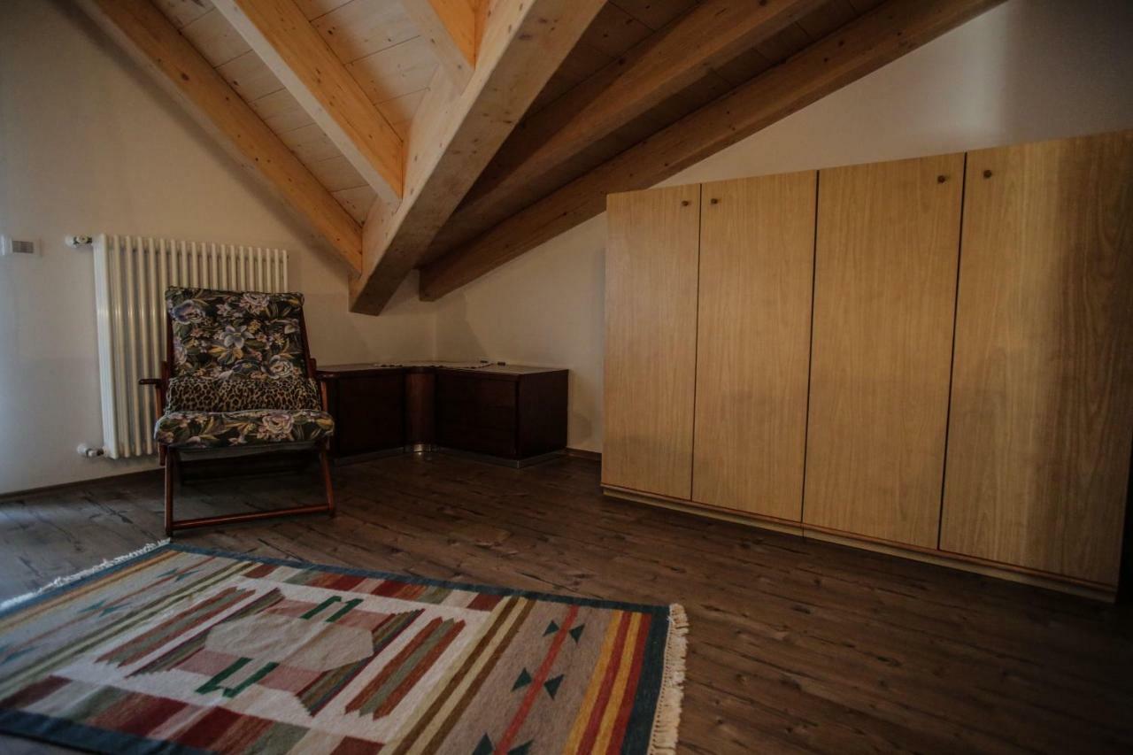 Casa De Val Apartment Калчераника ал Лаго Екстериор снимка